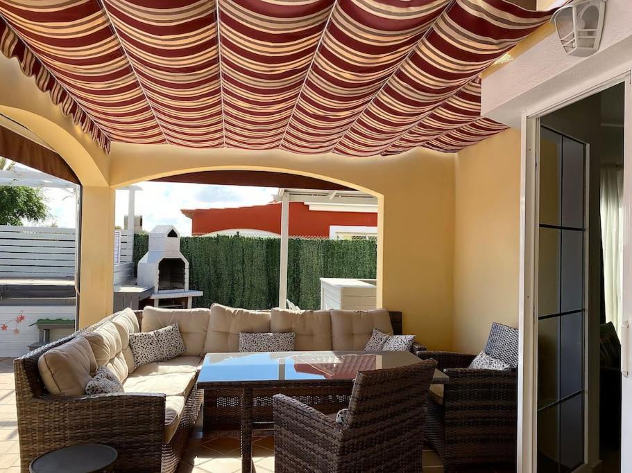 Comfortable Family House With Pool And Jacuzzi Коста-де-Антигуа Экстерьер фото
