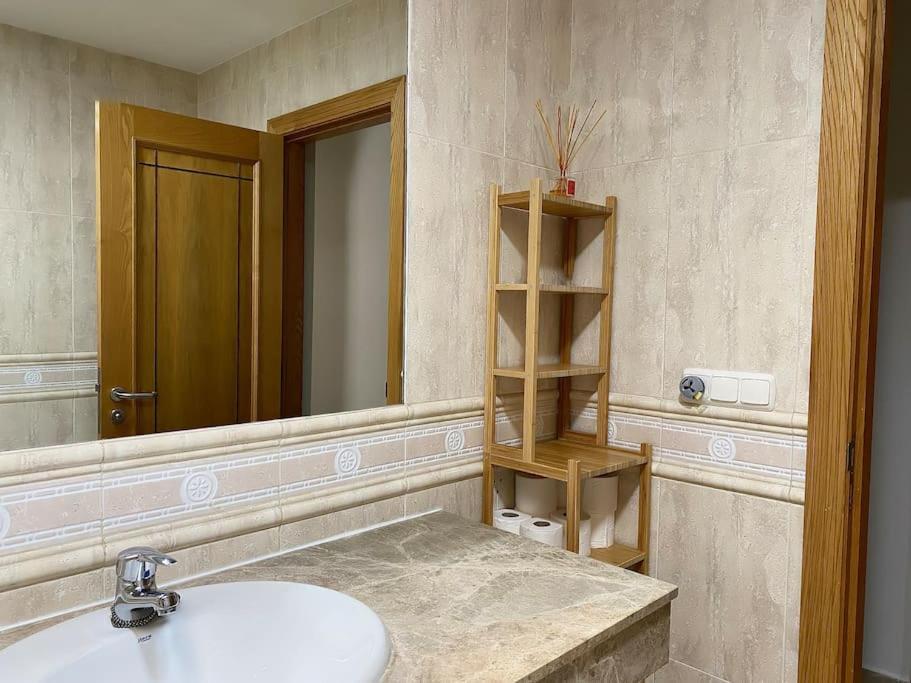 Comfortable Family House With Pool And Jacuzzi Коста-де-Антигуа Экстерьер фото
